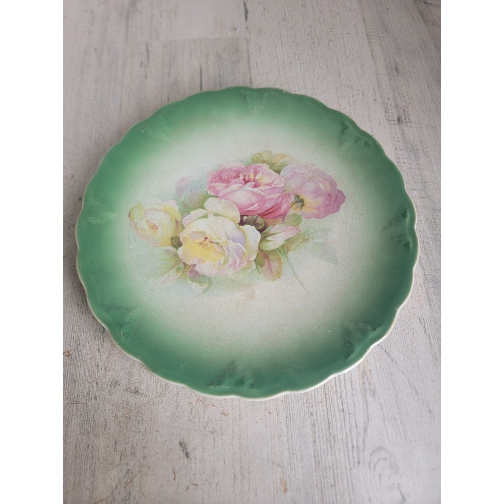 Vintage Petrus rose green plate Regout Maastricht Holland